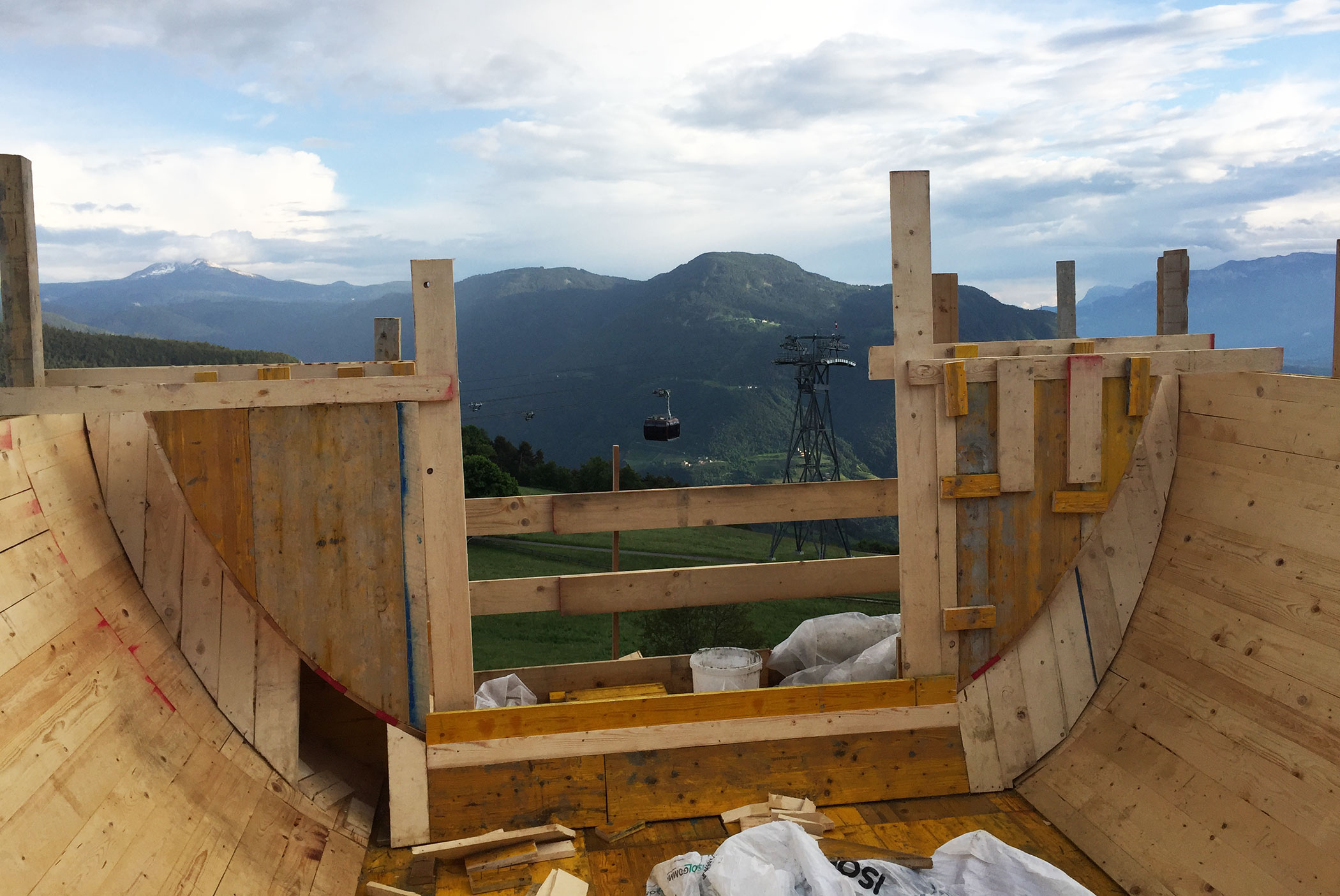 Gloriette Guesthouse Pool in Bauphase